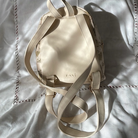 Disney Lady & The Tramp Backpack EUC Design Dani ( no longer in Production) - Picture 8 of 11